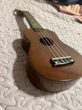 Ukelele Winzz con funda
