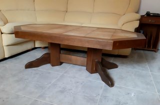 Mesa de centro de roble macizo con baldosas