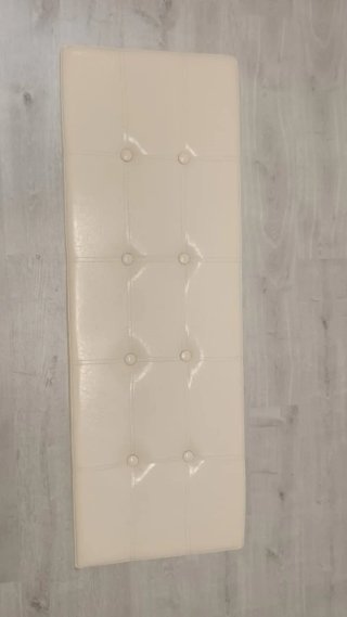 Banco Almacenaje Patas Beige
