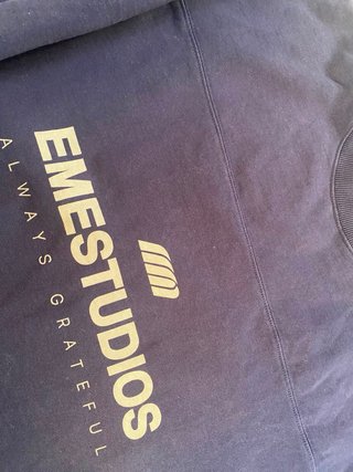 Sudadera EME Studios