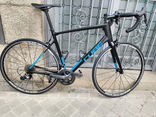 Bicicleta de carretera CUBE Negra/Azul
