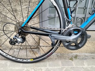Bicicleta de carretera CUBE Negra/Azul