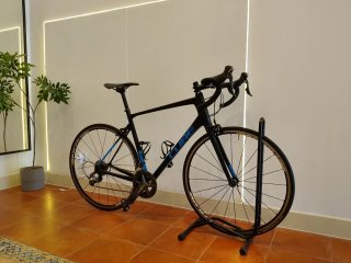 Bicicleta de carretera CUBE Negra/Azul