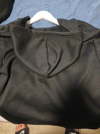 Chaqueta negra con estrellas