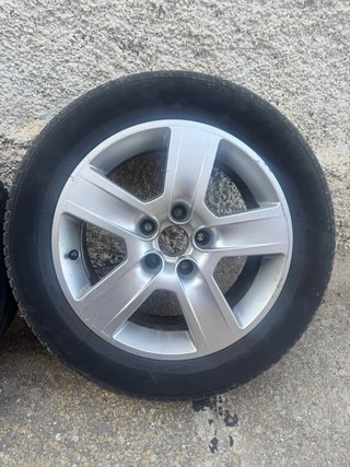 Llantas Audi 5uds en muy buen estado