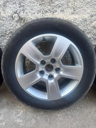 Llantas Audi 5uds en muy buen estado