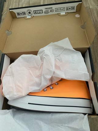 Converse Naranjas