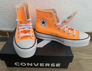 Converse Naranjas