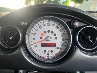 MINI ONE 2006