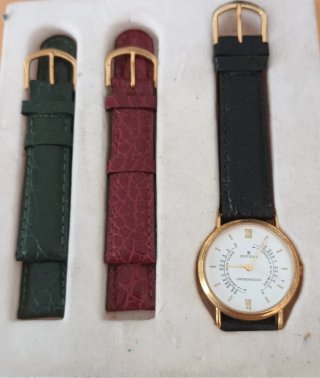 Reloj Pertegaz con 3 correas