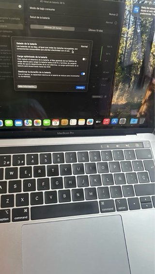 MacBook Pro 13” 2019 i5 16GB RAM 256GB SSD Touch B