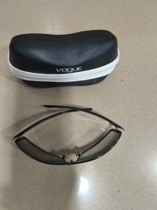 Gafas Vogue Negras con Estuche