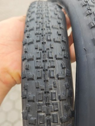 Pneus Maxxis Rambler 700x40 Exo TR