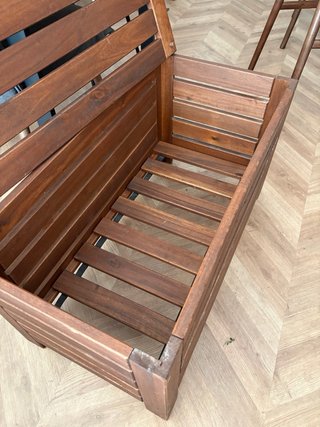 Baúl de madera exterior IKEA