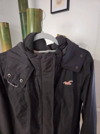 Chaqueta Hollister Azul Marino Talla L cortaviento
