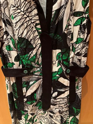 Vestido Lacole sin mangas estampado