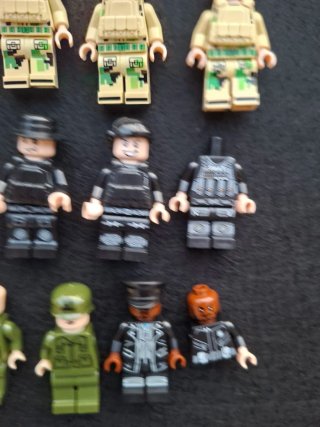 Lotto 16 Minifigure Militari compatibili LEGO