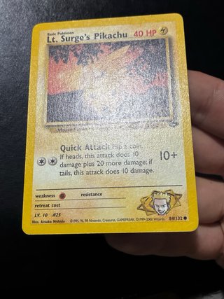 Carte Pokémon Lt. Surge's Pikachu