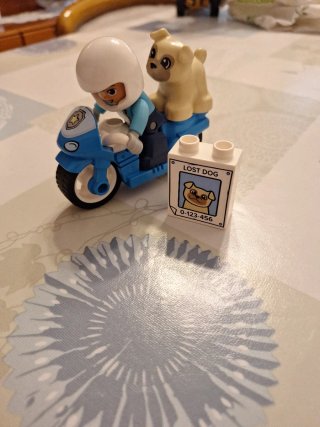 LEGO DUPLO 10967 Moto de Policía