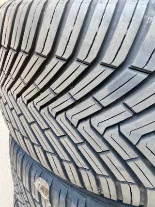 5 Neumáticos Continental 245/45 R18