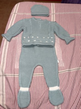 Conjunto primera puesta bebé tejido