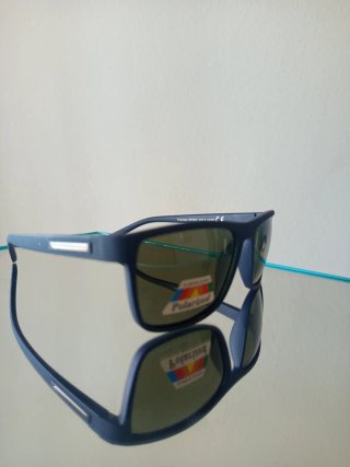 Gafas de sol polarizadas azules