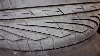 Neumáticos 195/60 R15 con 5000km y llantas