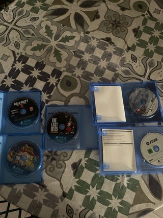 Pack 5 Videojuegos PS4/PS5: God of War, FC25, TLOU