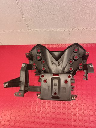 Xmax 400 300 125 Yamaha 17-22 araña caja bateria