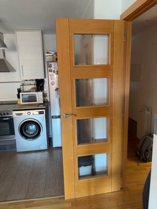 2 Puertas de madera con cristal