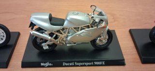 Maquetas de Motos Maisto (5 unidades)