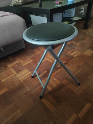 Silla Plegable Negra y Plateada