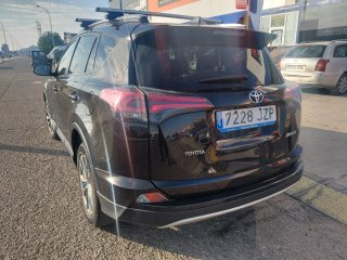Toyota RAV4 2017