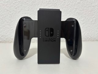 Nintendo Switch come nuova + accessori