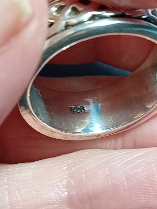 Anillo Plata Ley Piedra calcedonia Celta