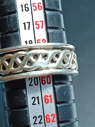Anillo Plata Ley Piedra calcedonia Celta