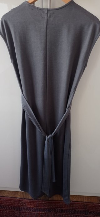 Vestido gris Lefties