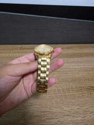 Reloj Lotus Dorado
