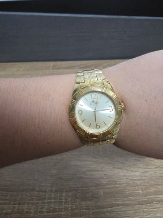 Reloj Lotus Dorado