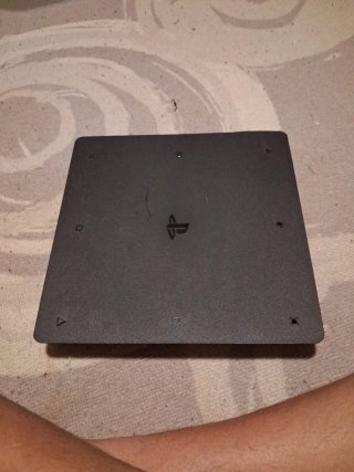 PS4 Slim Negra - Sin Mando ni HDMI