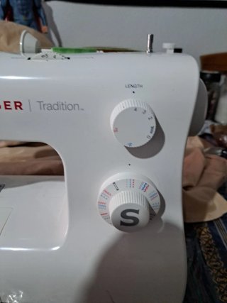 Máquina de coser Singer Tradition