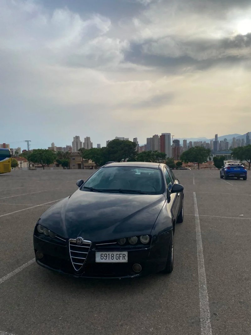 Alfa Romeo 159 2008 - foto 1
