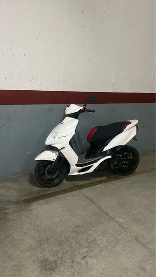 Yamaha Jog RR Scooter