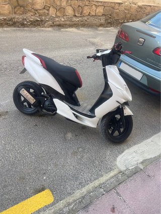 Yamaha Jog RR Scooter