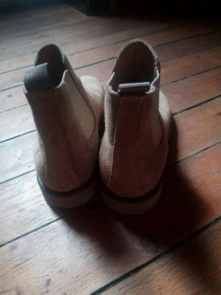 Botines de ante beige para hombre