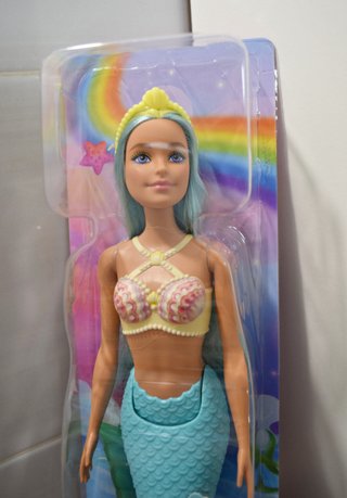 BARBIE SIRENA CON CABELLO DE FANTASÍA AZUL