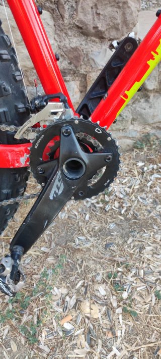 Bicicleta Fat Bike Roja Specialized