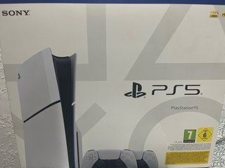 Consola Sony PlayStation 5 Blanca