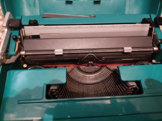 Máquina de escribir Olivetti Studio 45