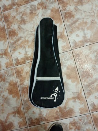 Ukelele Rocket Music + funda